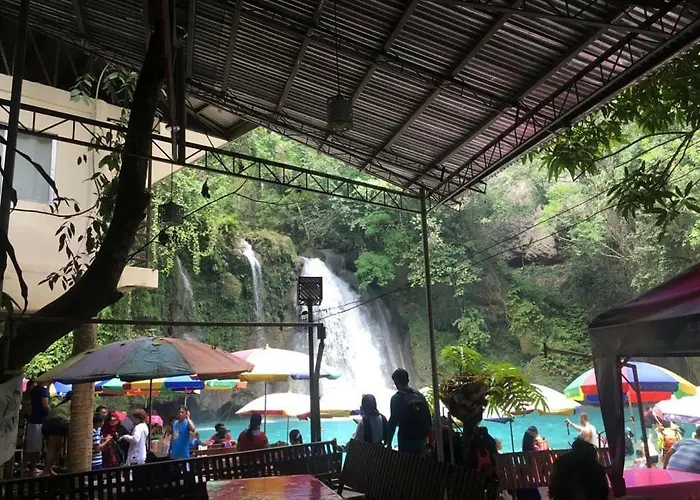 At Kasawan Falls Gasthuis *